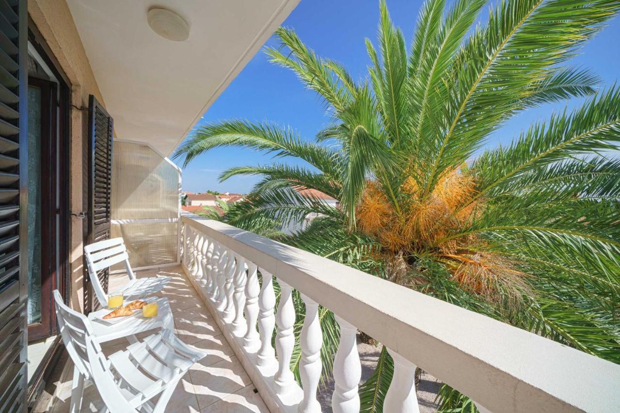 B&B Sidro Vodice Esterno foto